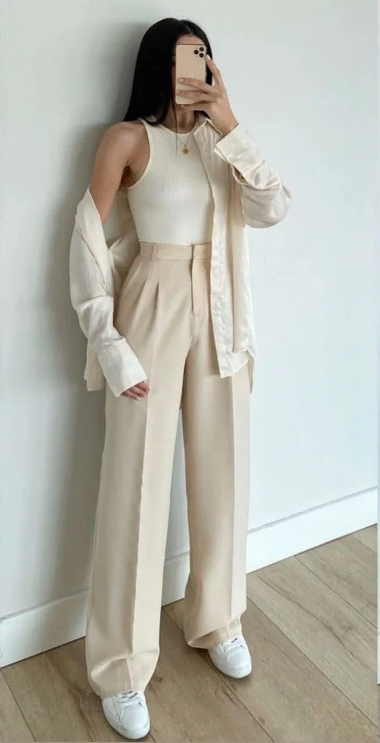 beige pants outfit for women