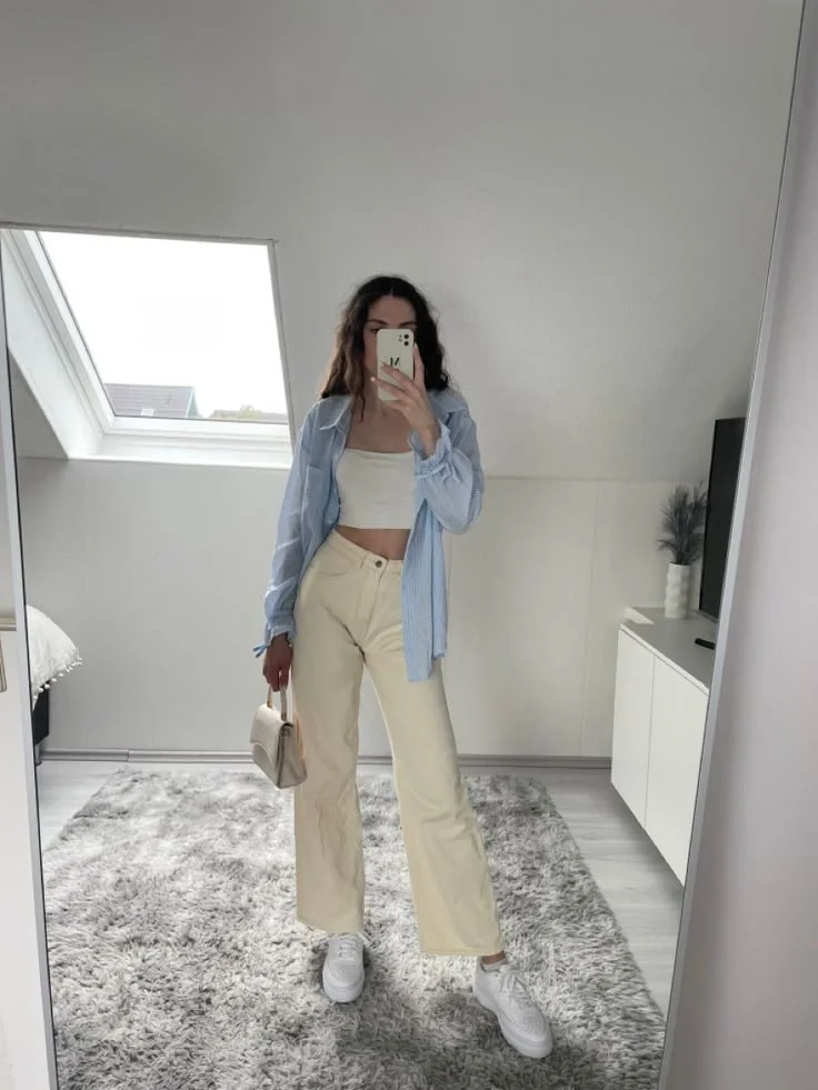 beige pants outfit for women