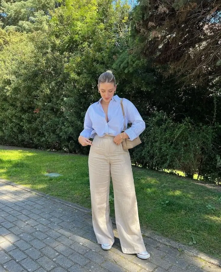 beige pants outfit for women