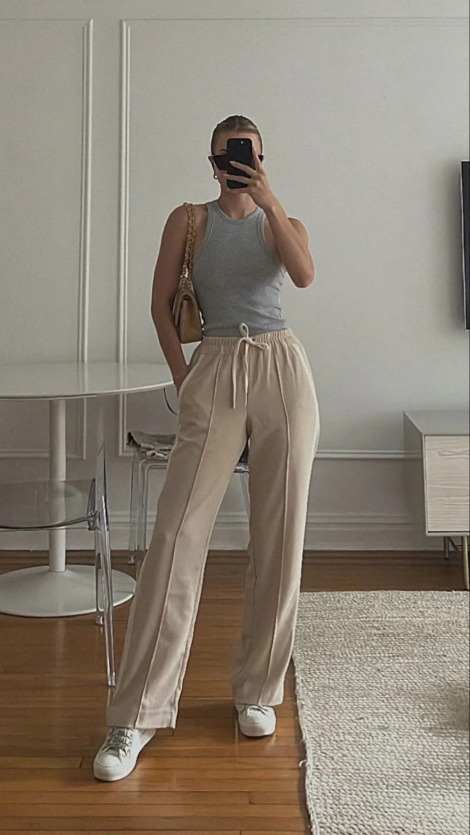 beige pants outfit for women