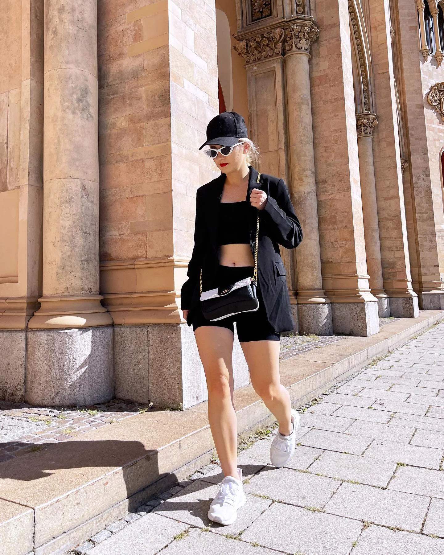 black blazer outfit