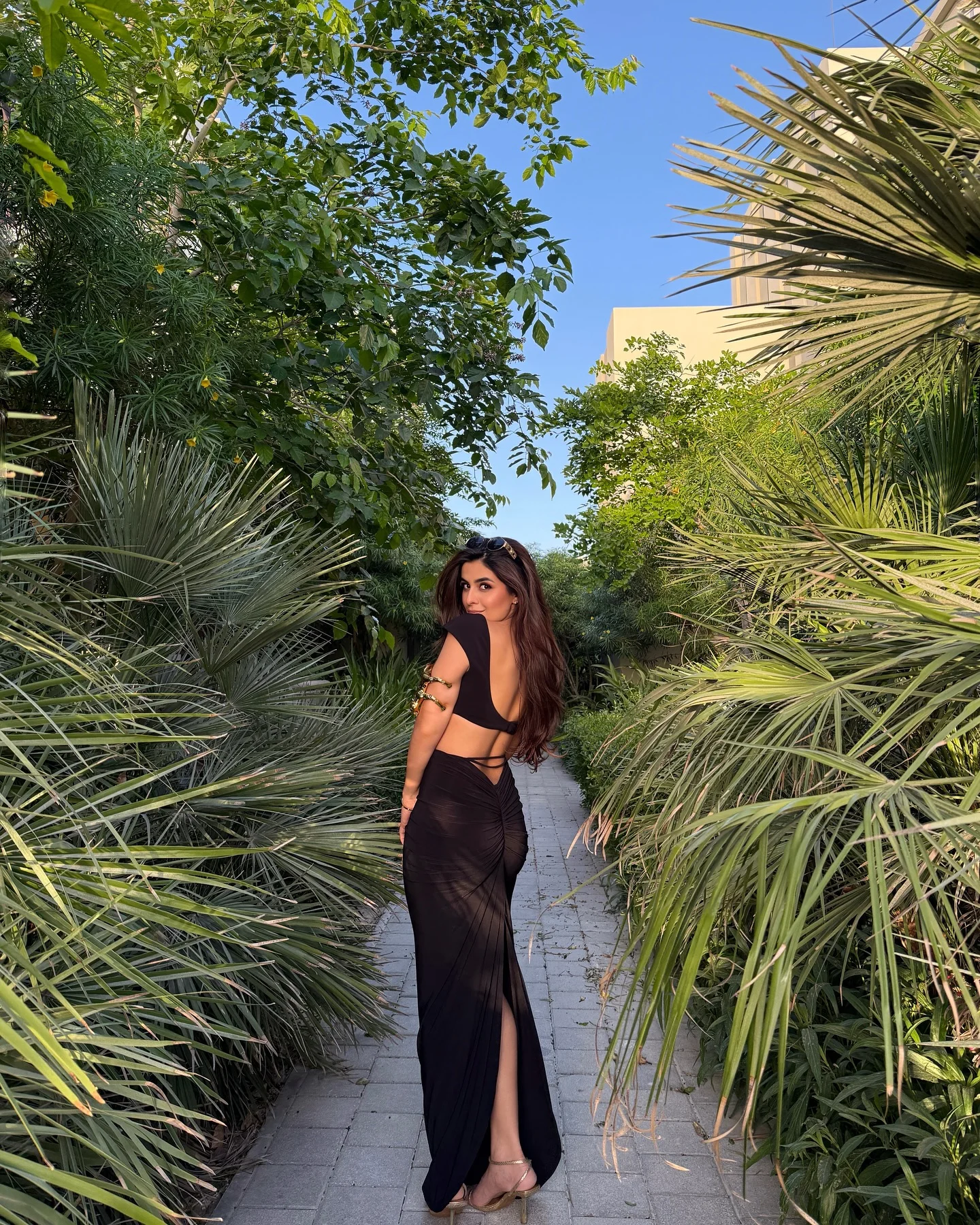 black dress outfit