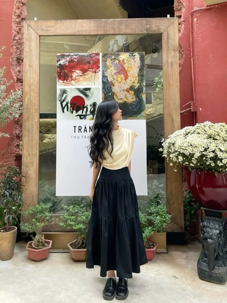 black maxi skirt outfit