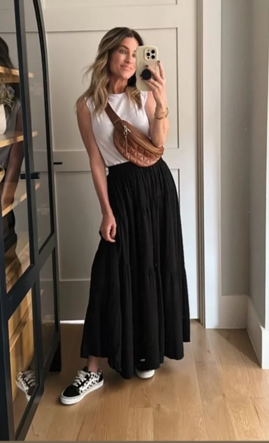 black maxi skirt outfit