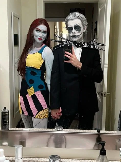 couple halloween costumes