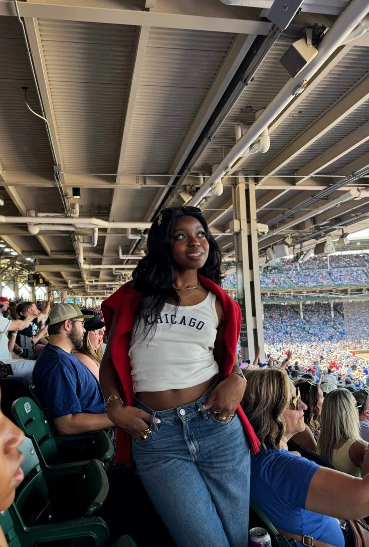 cubs game outfit women