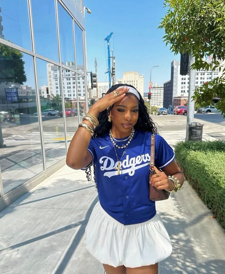 cubs game outfit women