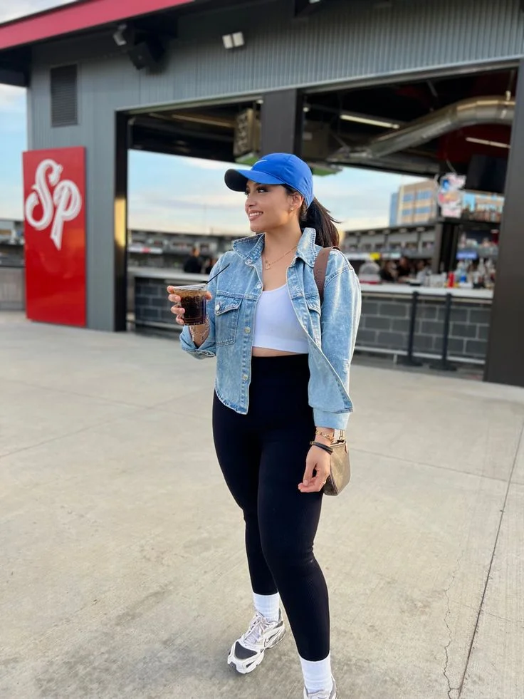 cubs game outfit women