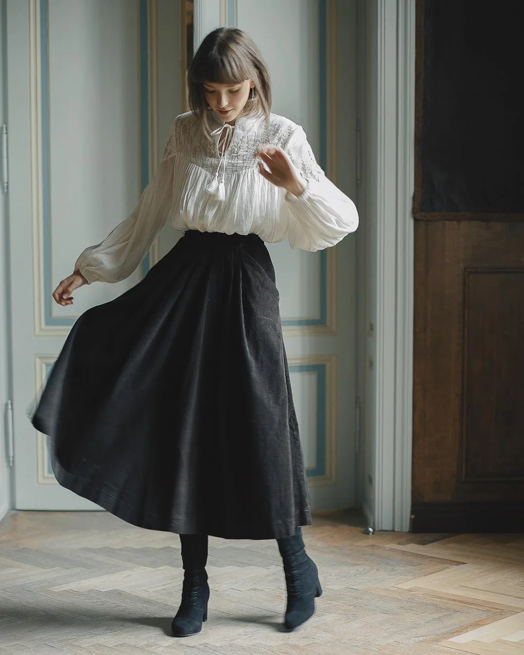 dark academia outfit