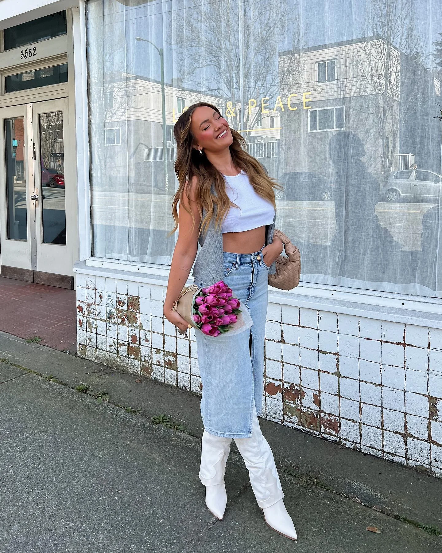 denim skirt outfit ideas