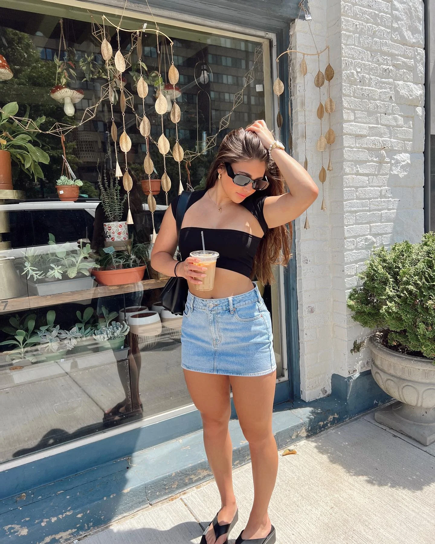 denim skirt outfit ideas