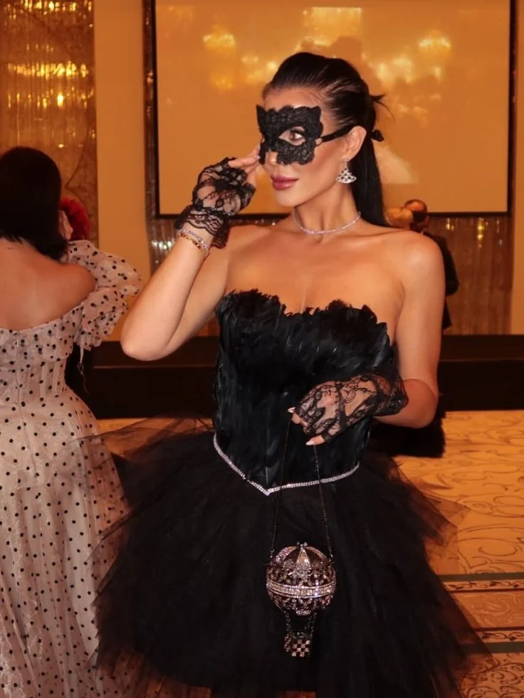 masquerade outfit ideas