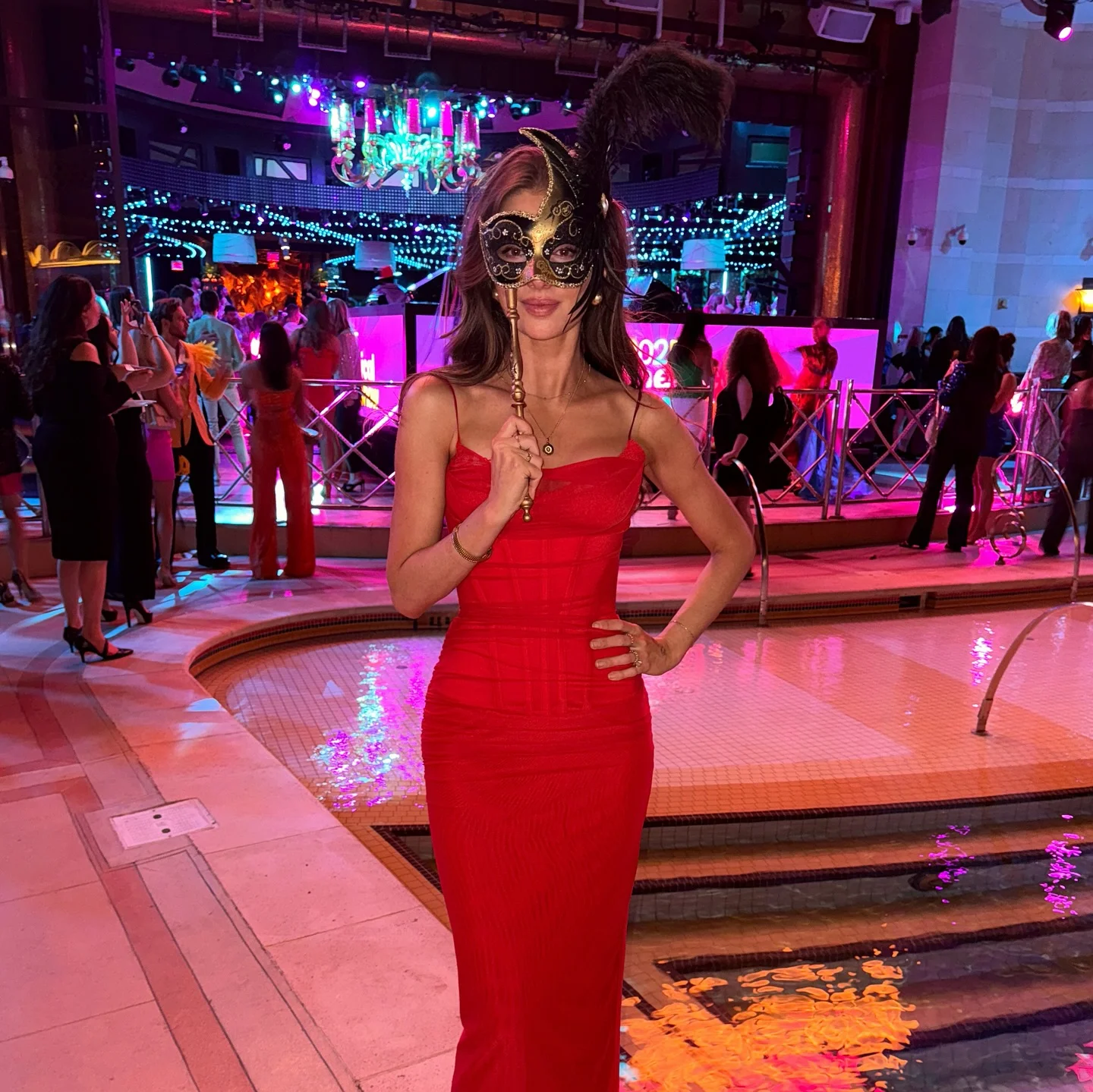 masquerade outfit ideas