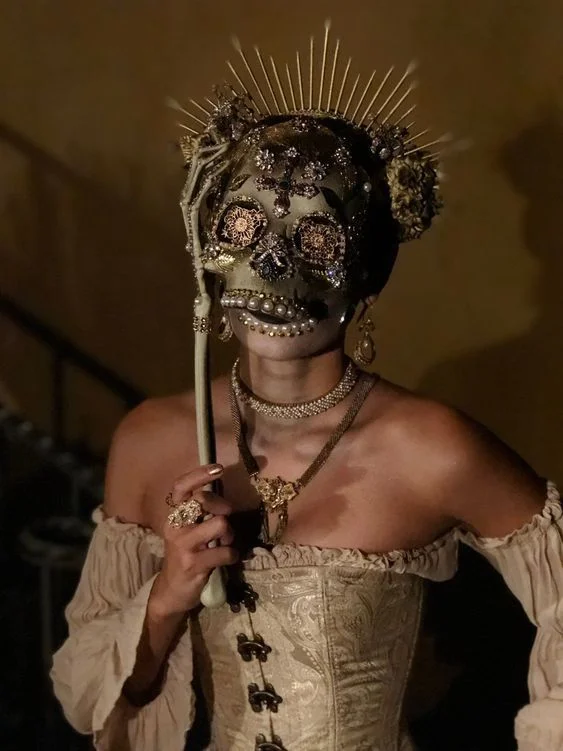 masquerade outfit ideas