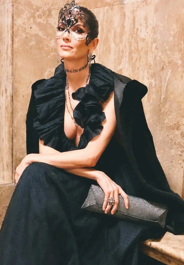 masquerade outfit ideas