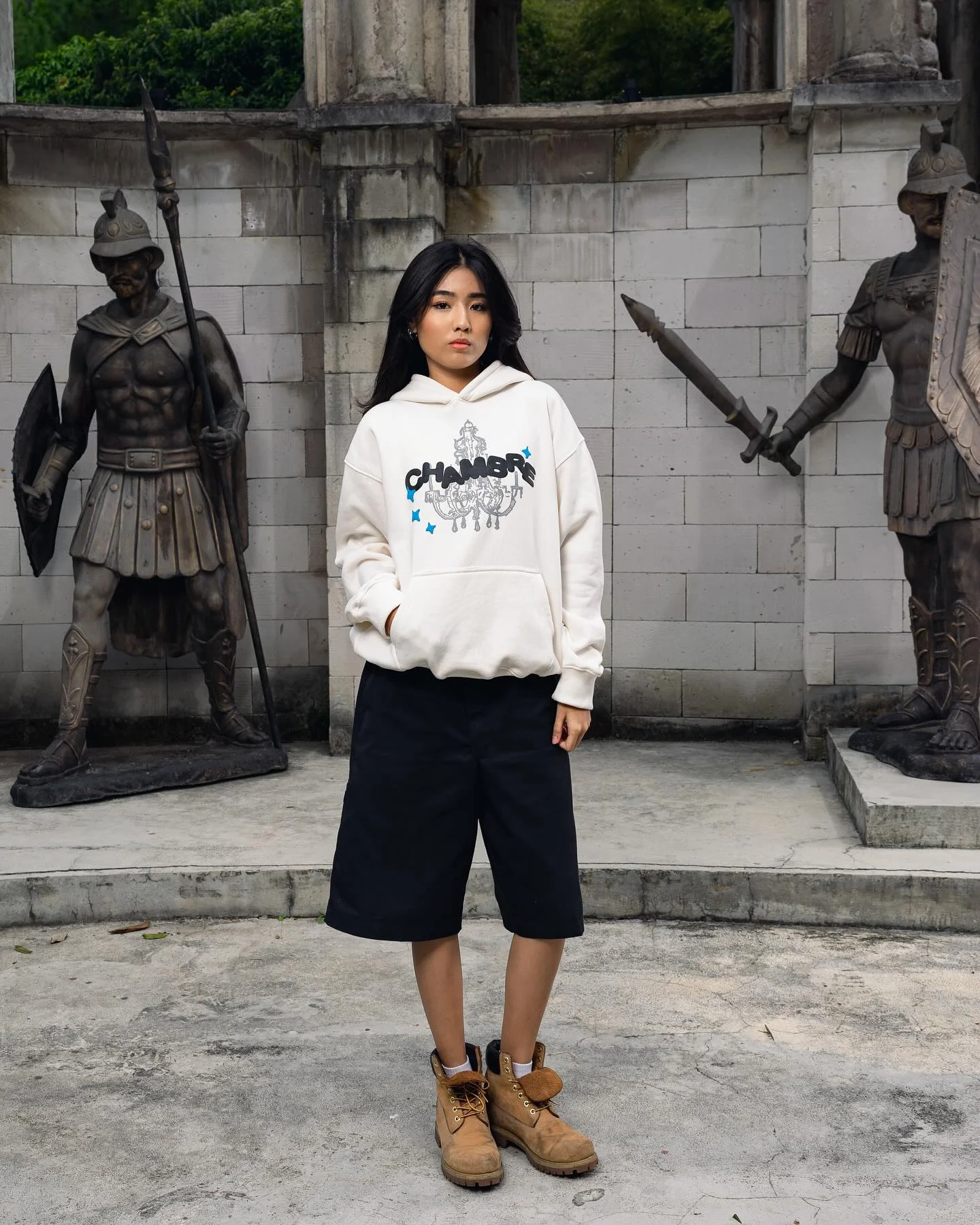 oversized hoodie outfit