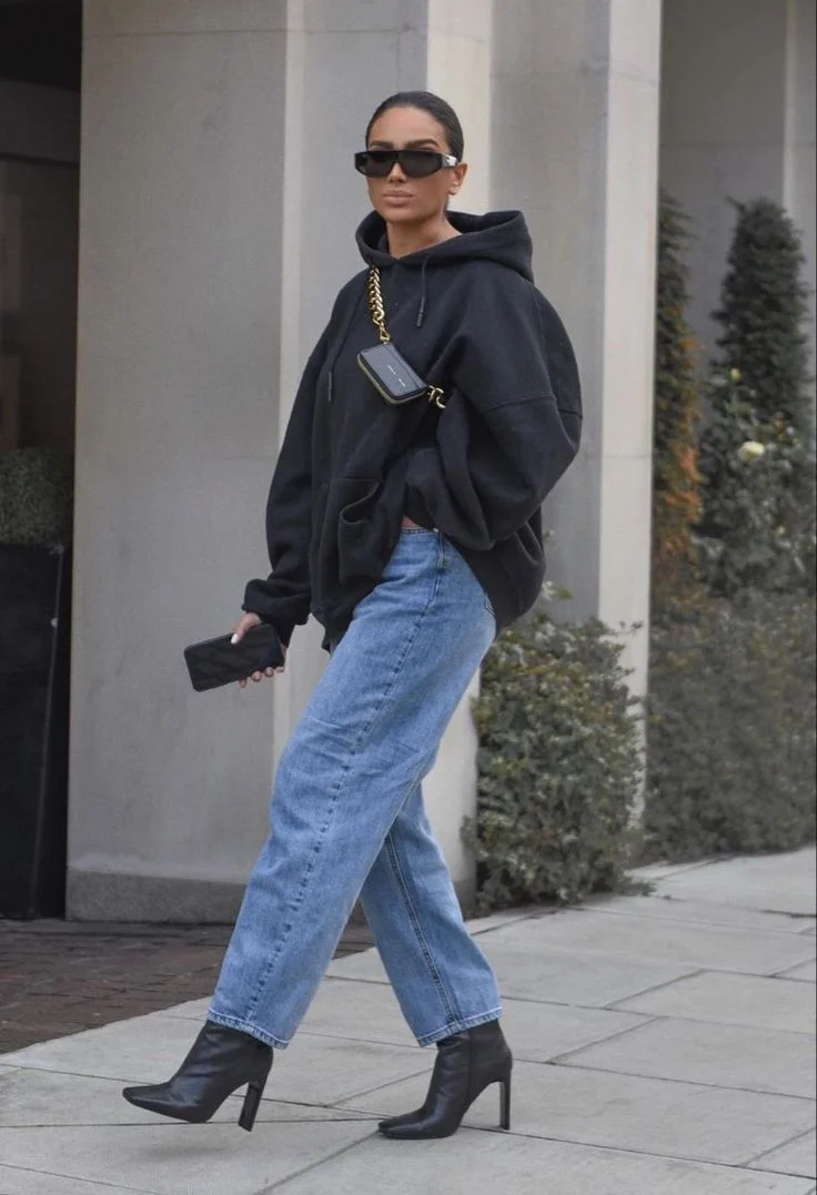oversized hoodie outfit