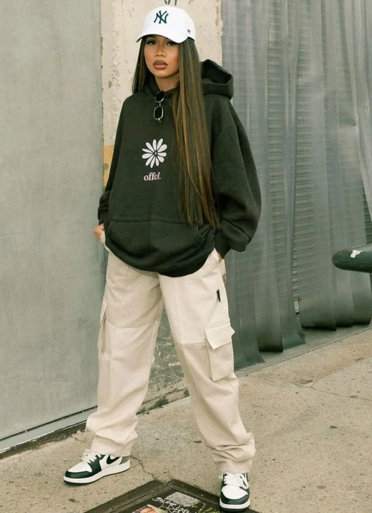 oversized hoodie outfit