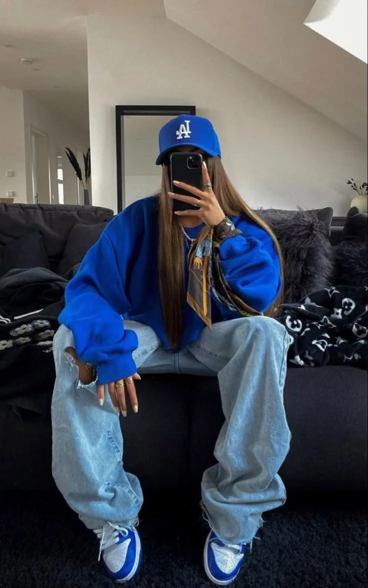 oversized hoodie outfit