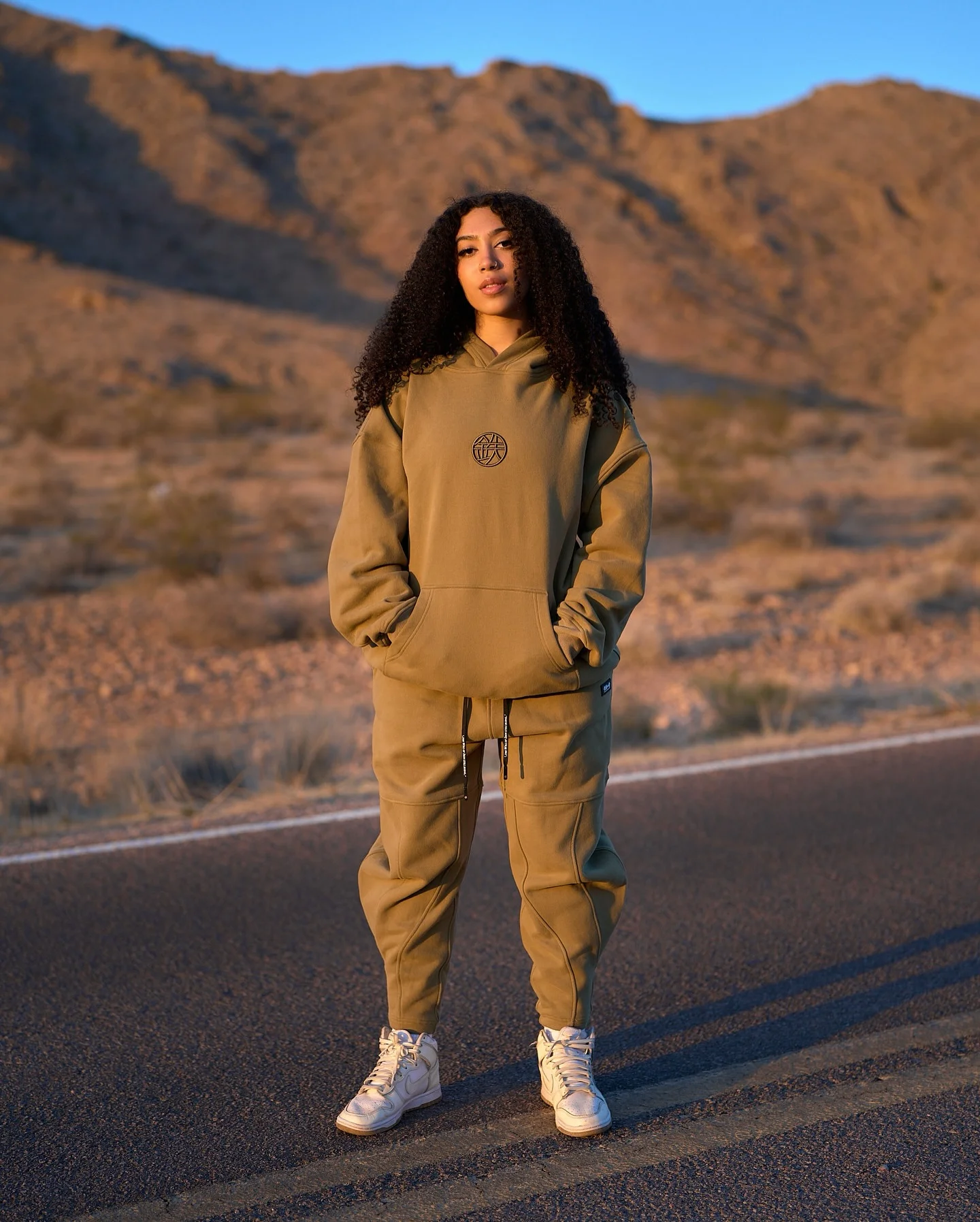 oversized hoodie outfit