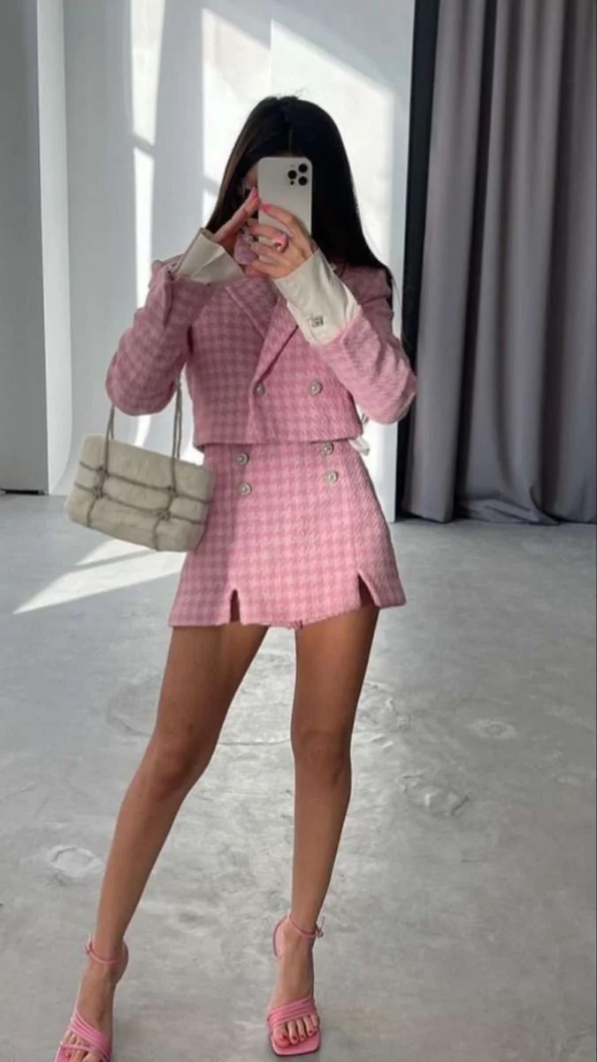 pink concert outfit ideas