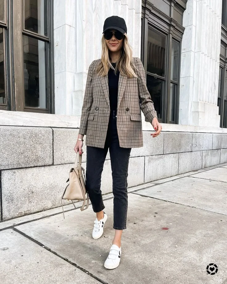plaid blazer outfit