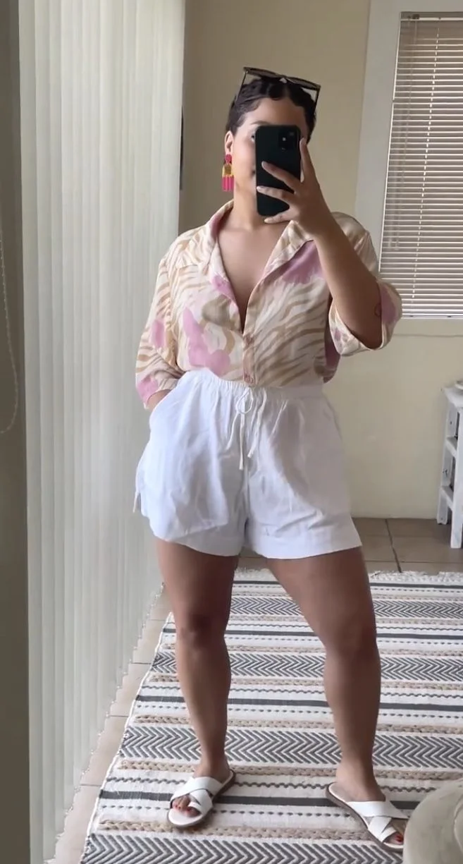 pool party outfit