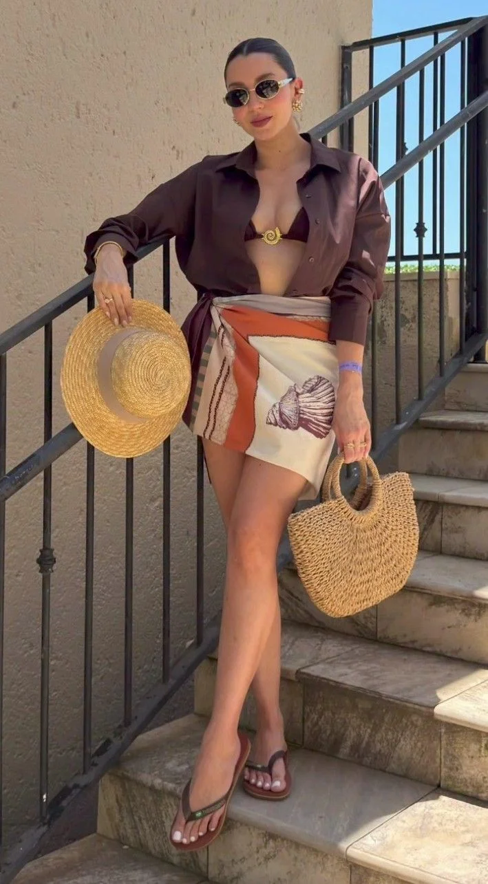 pool party outfit