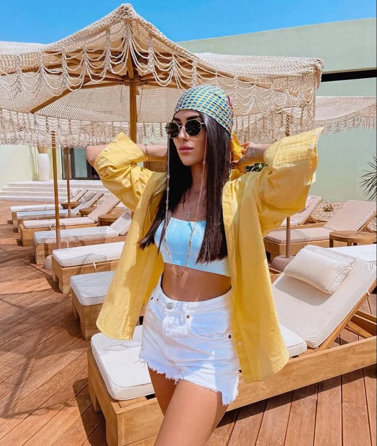 pool party outfit