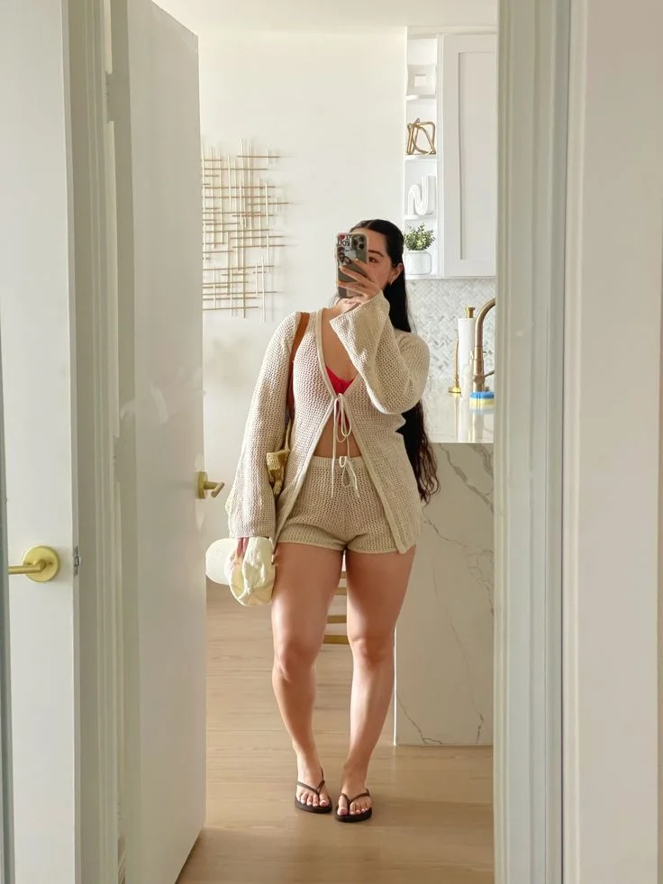 pool party outfit