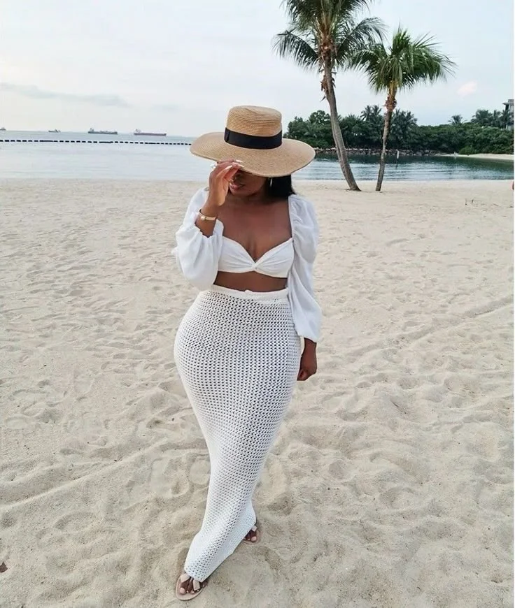 pool party outfit