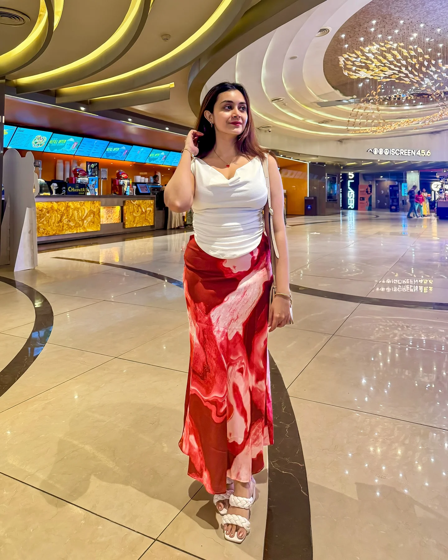 satin skirt outfit ideas