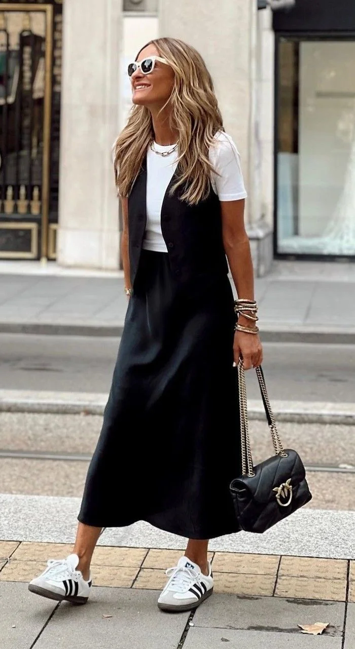 skirt with sneakers