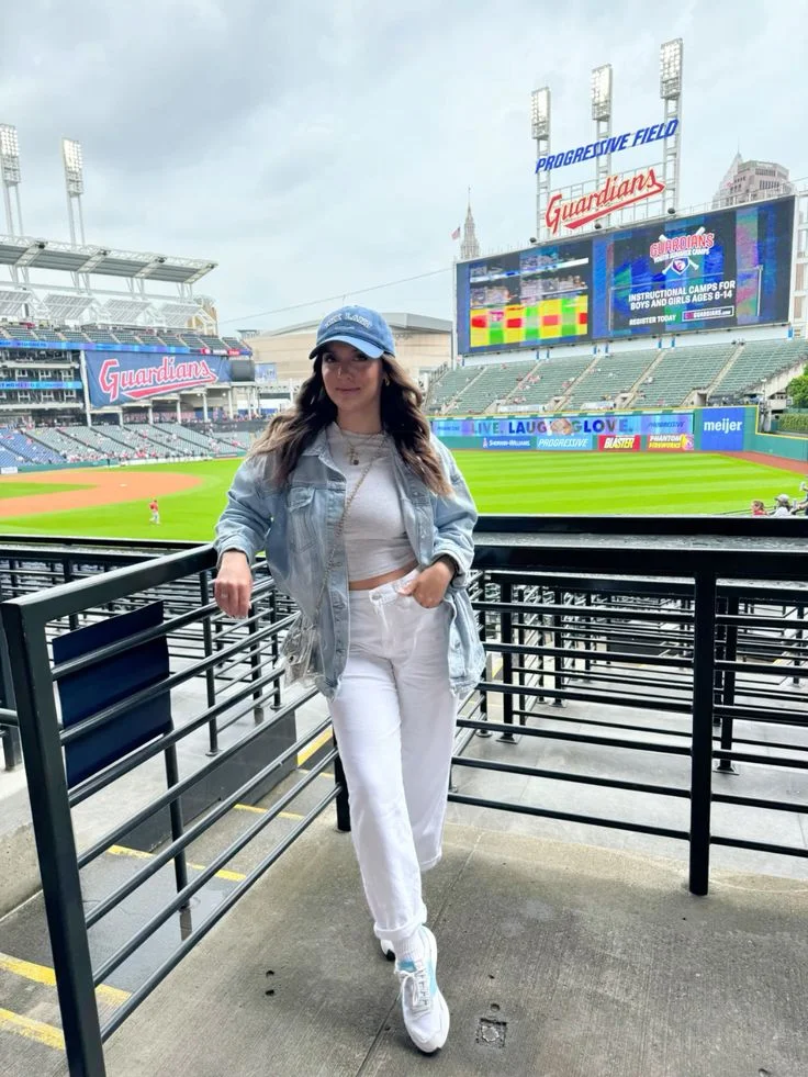 summer baseball game outfits
