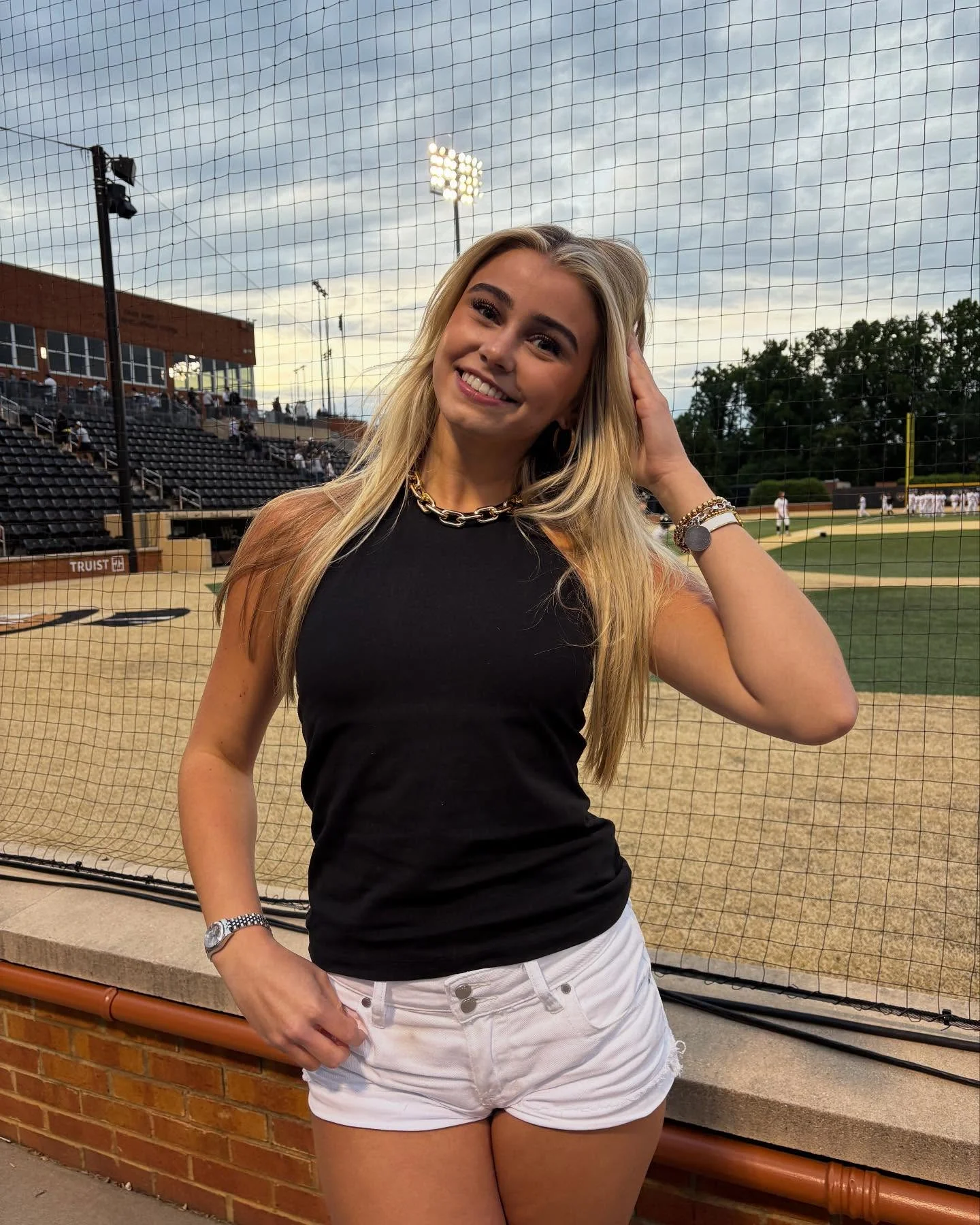 summer baseball game outfits