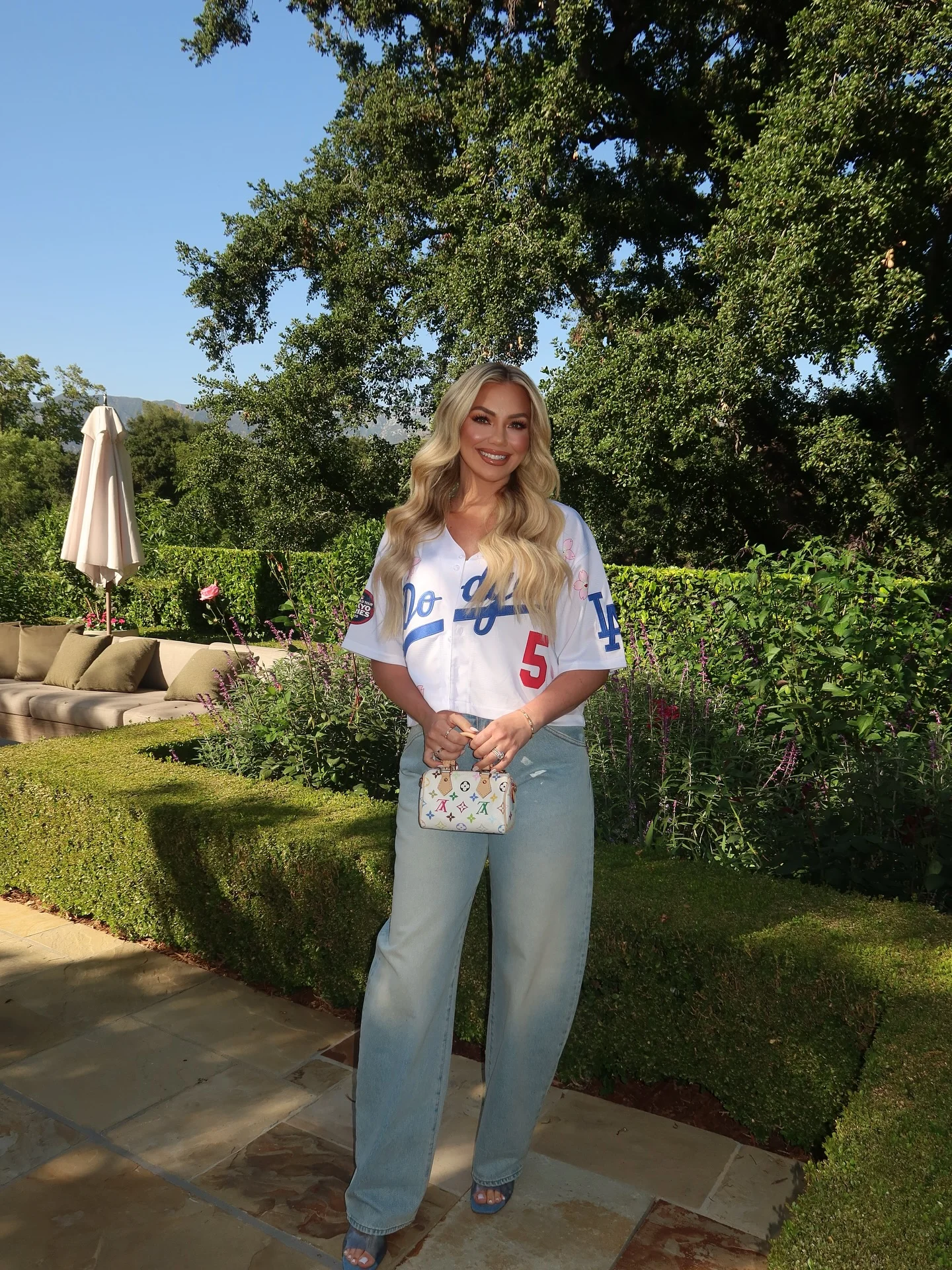 summer baseball game outfits
