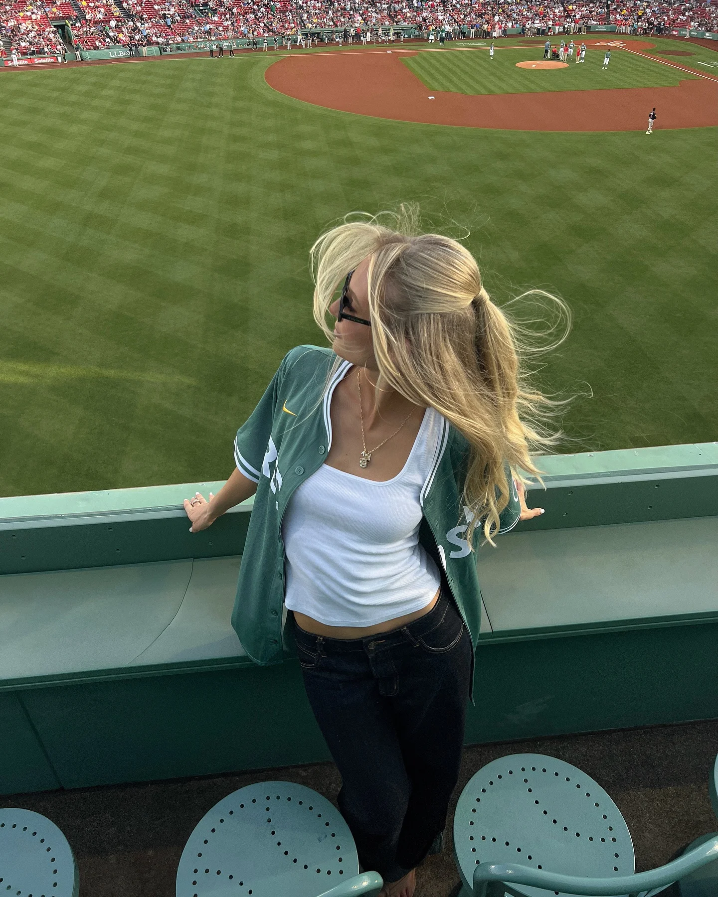 summer baseball game outfits