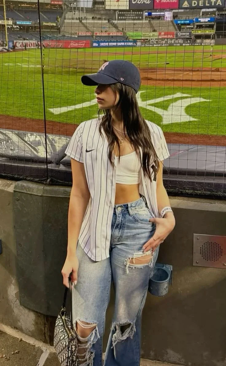 summer baseball game outfits