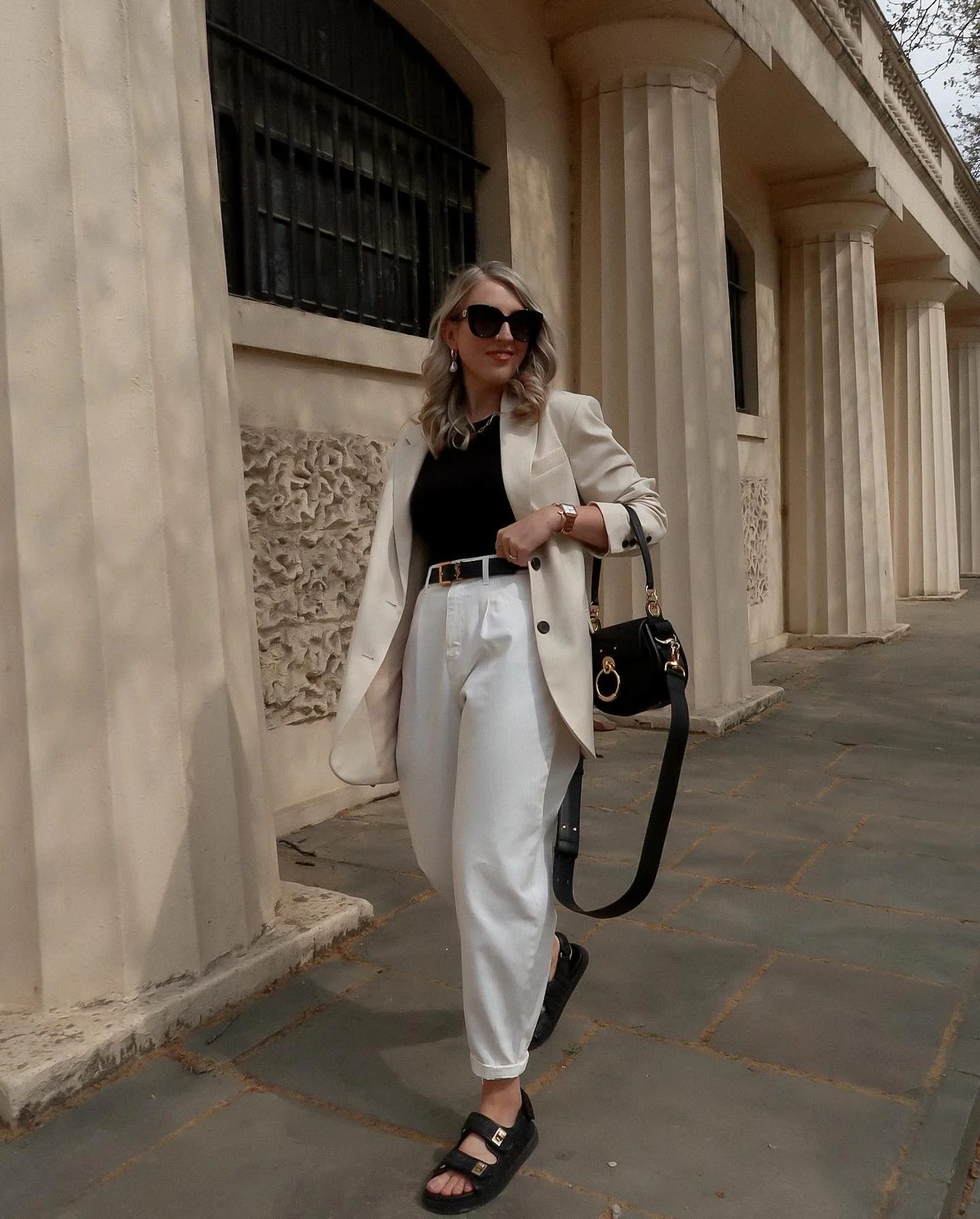 white jeans outfit