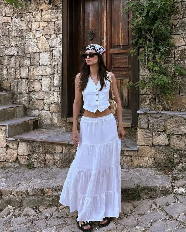 white skirt outfits