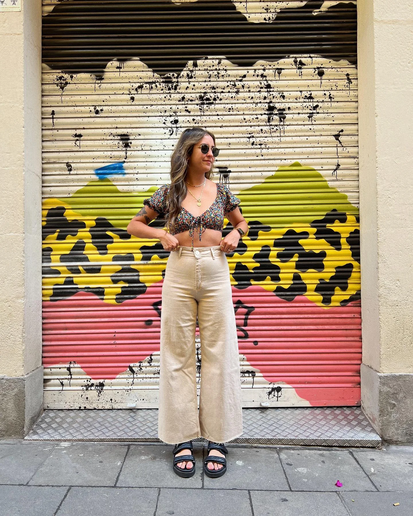 wide leg pants outfit